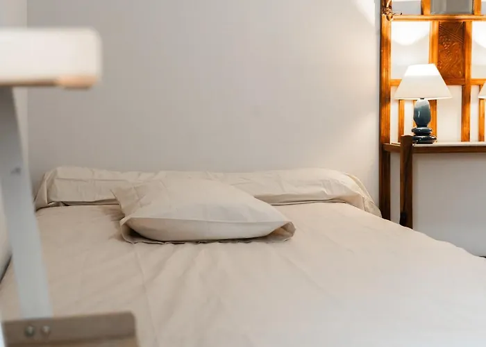 Chez Papy Charles Nyaraló *